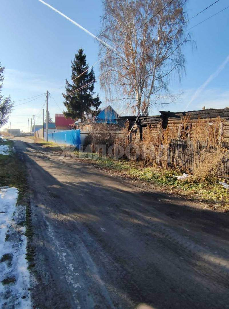 Продам земельный участок 1775 м.кв.