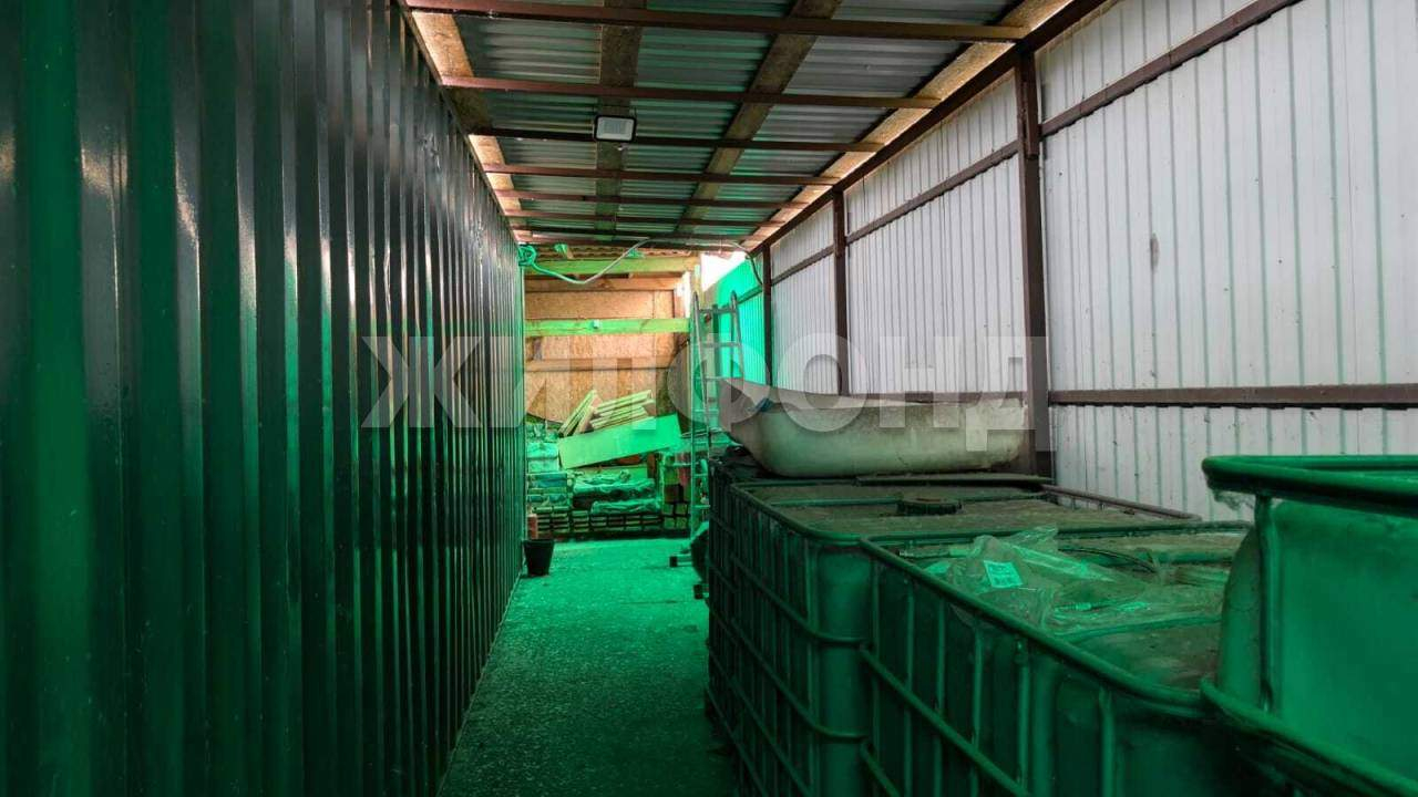 Продам земельный участок 574 м.кв.