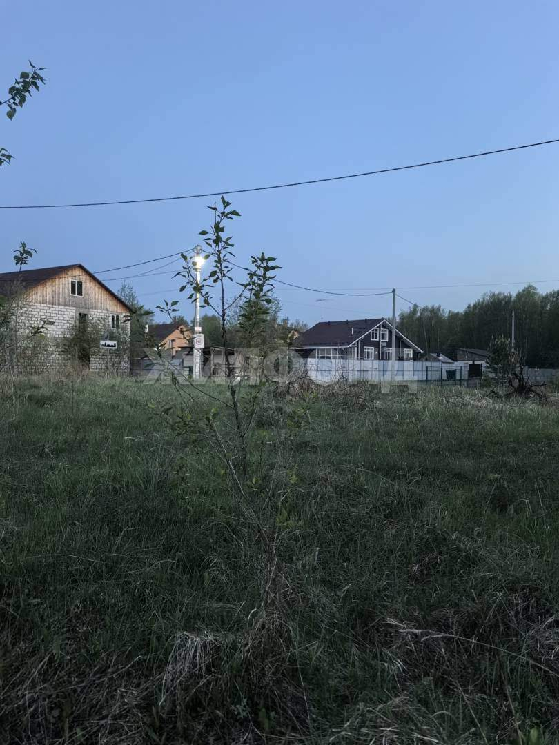 Продам земельный участок 732 м.кв.