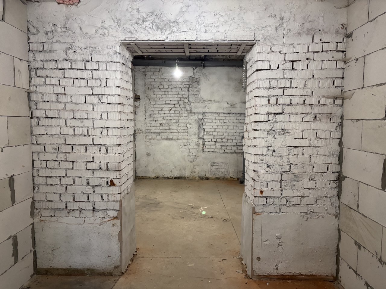 Фото: Коммерческие помещения 42,0 м2 test