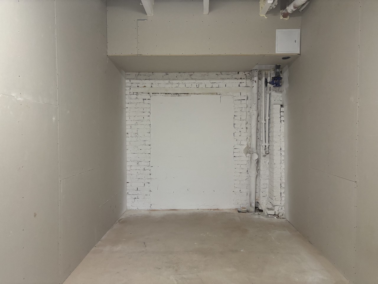 Фото: Помещение под склад 35,8 кв.м test