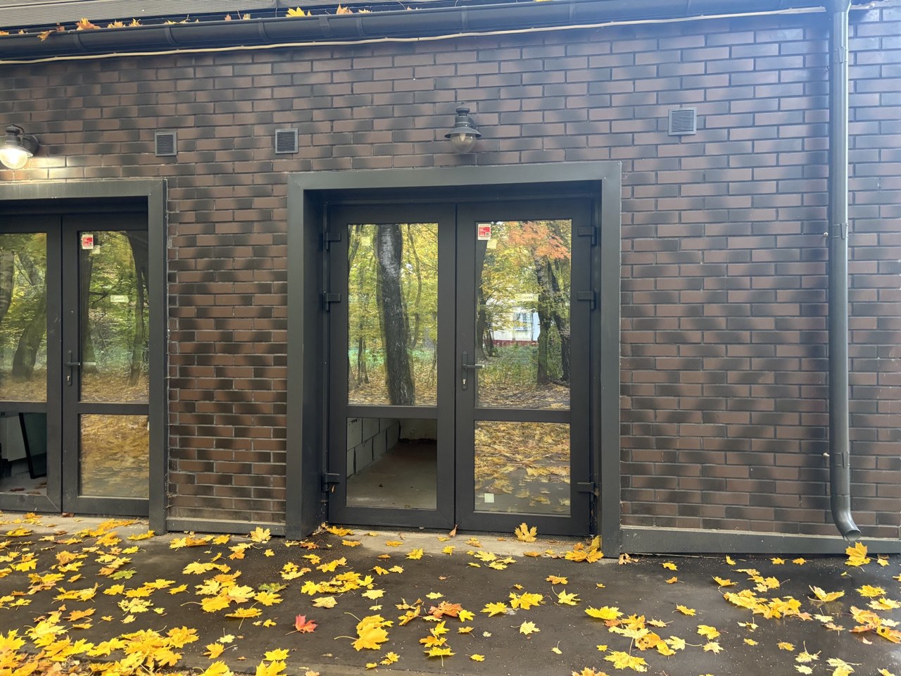 Фото: Коммерческие помещения 42,0 м2 test