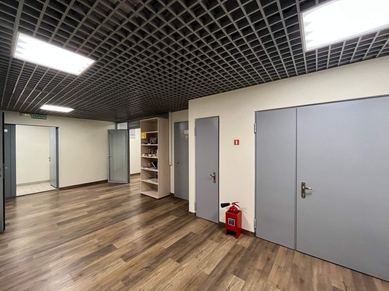 Фото: Продажа офиса 12962 м2 test