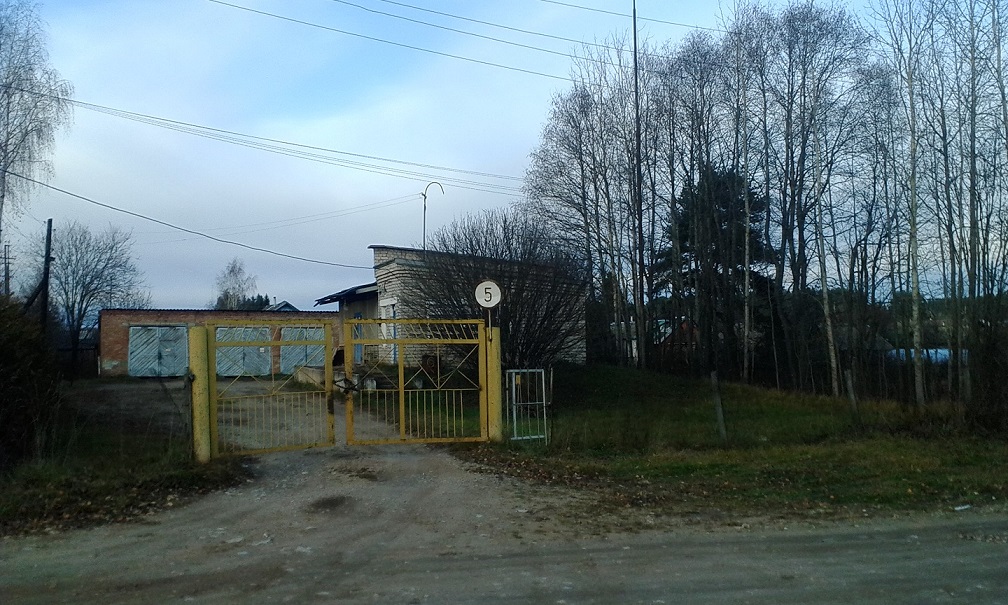 Продам торговое помещение 2073 м.кв.