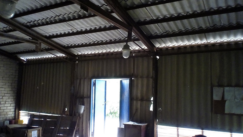 Продам торговое помещение 2073 м.кв.