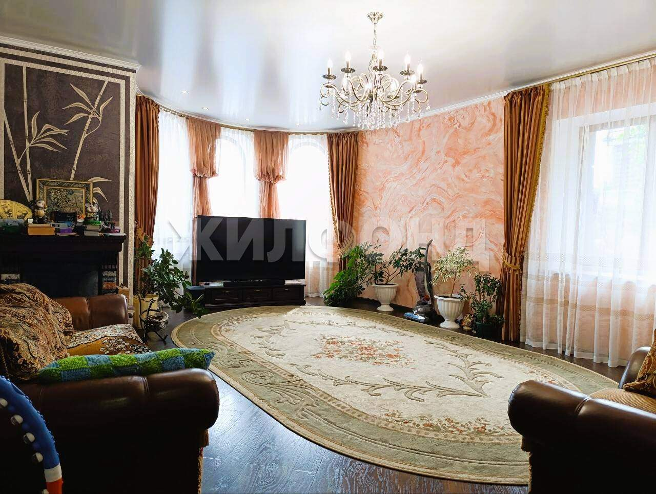 Дом на продажу в Абакане, Звездная улица, 7 фото №1