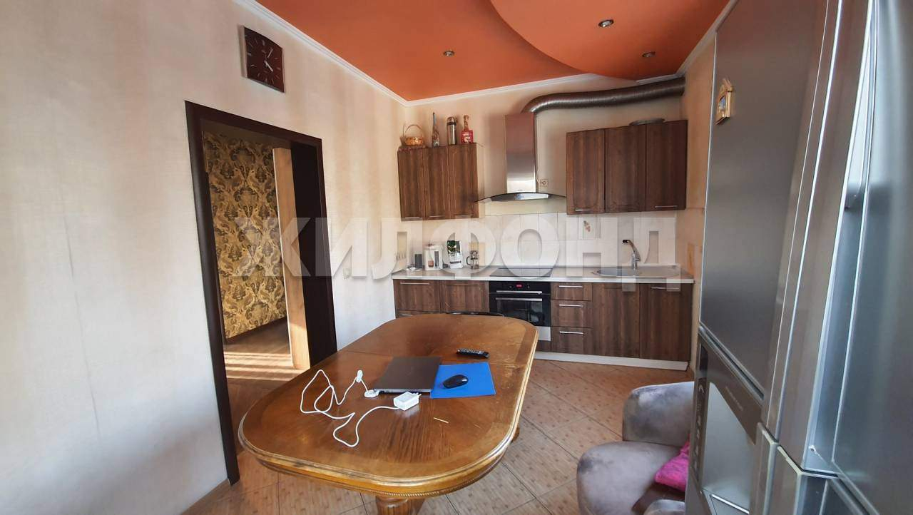 Дом на продажу в Абакане, Западная улица фото №18