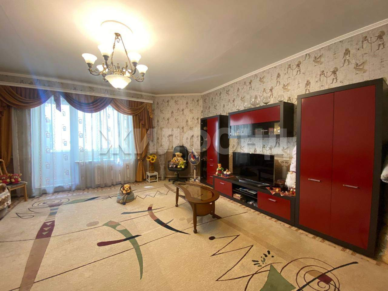 Квартира на продажу в Абакане, Вяткина улица, 33а фото №1