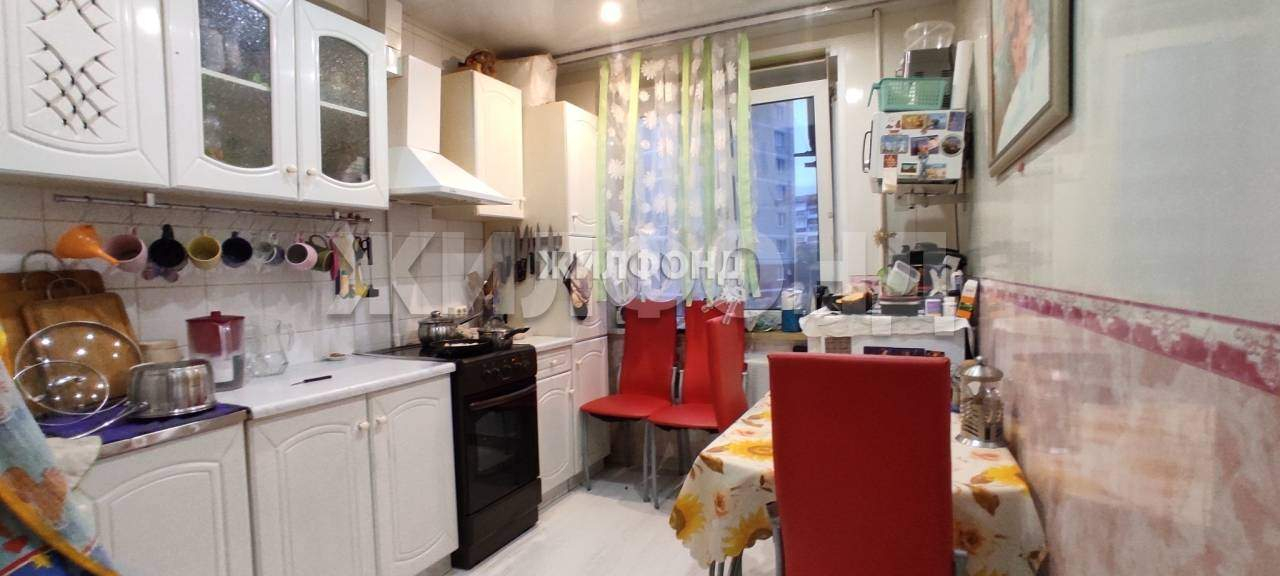 Квартира на продажу в Орёле, Максима Горького улица, 60 фото №0