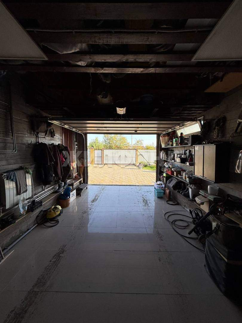 Дом на продажу в Абакане, имени Василия Архиповича Угужакова улица, 20А фото №8