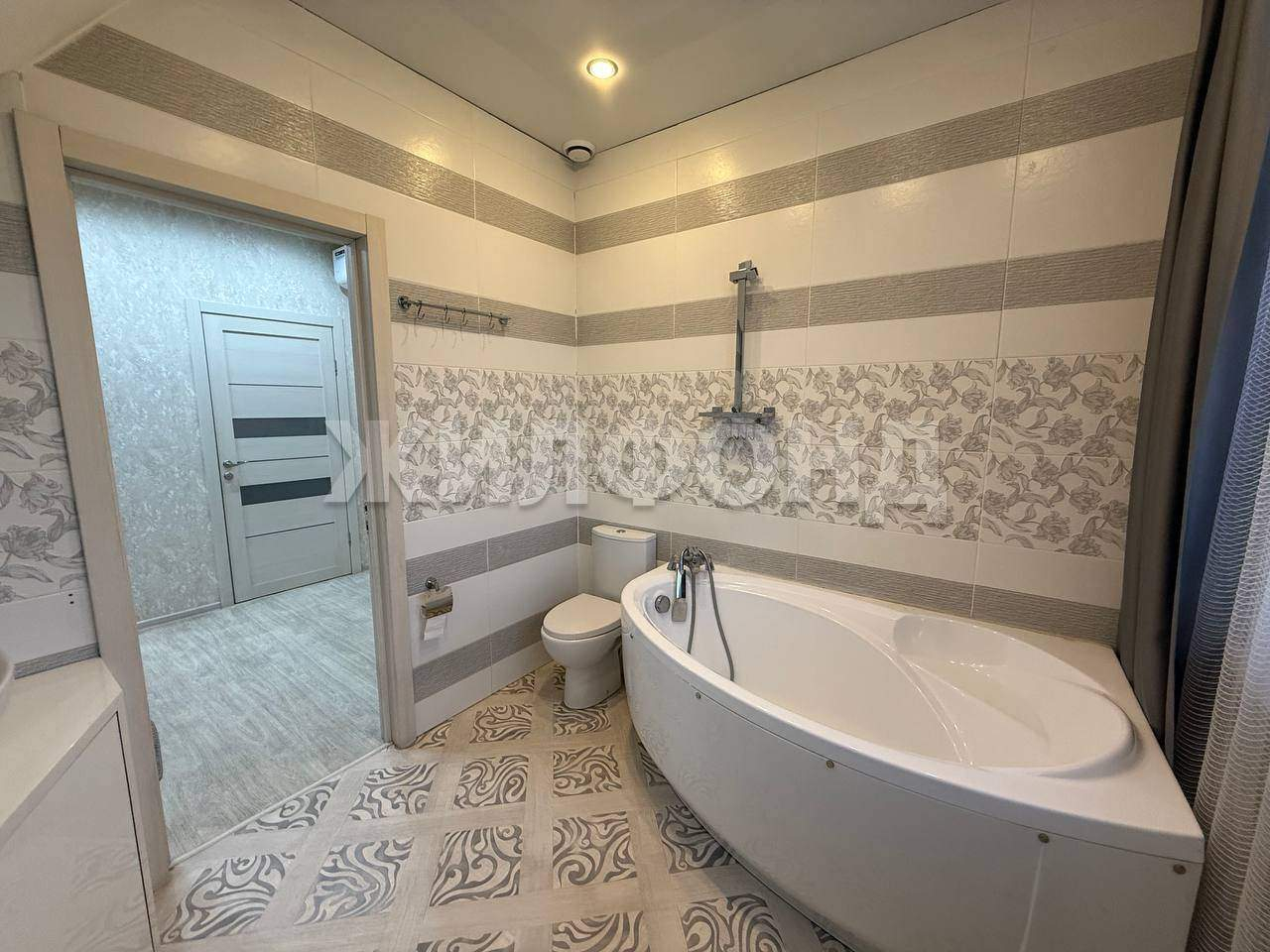 Дом на продажу в Абакане, имени Василия Архиповича Угужакова улица, 20А фото №16