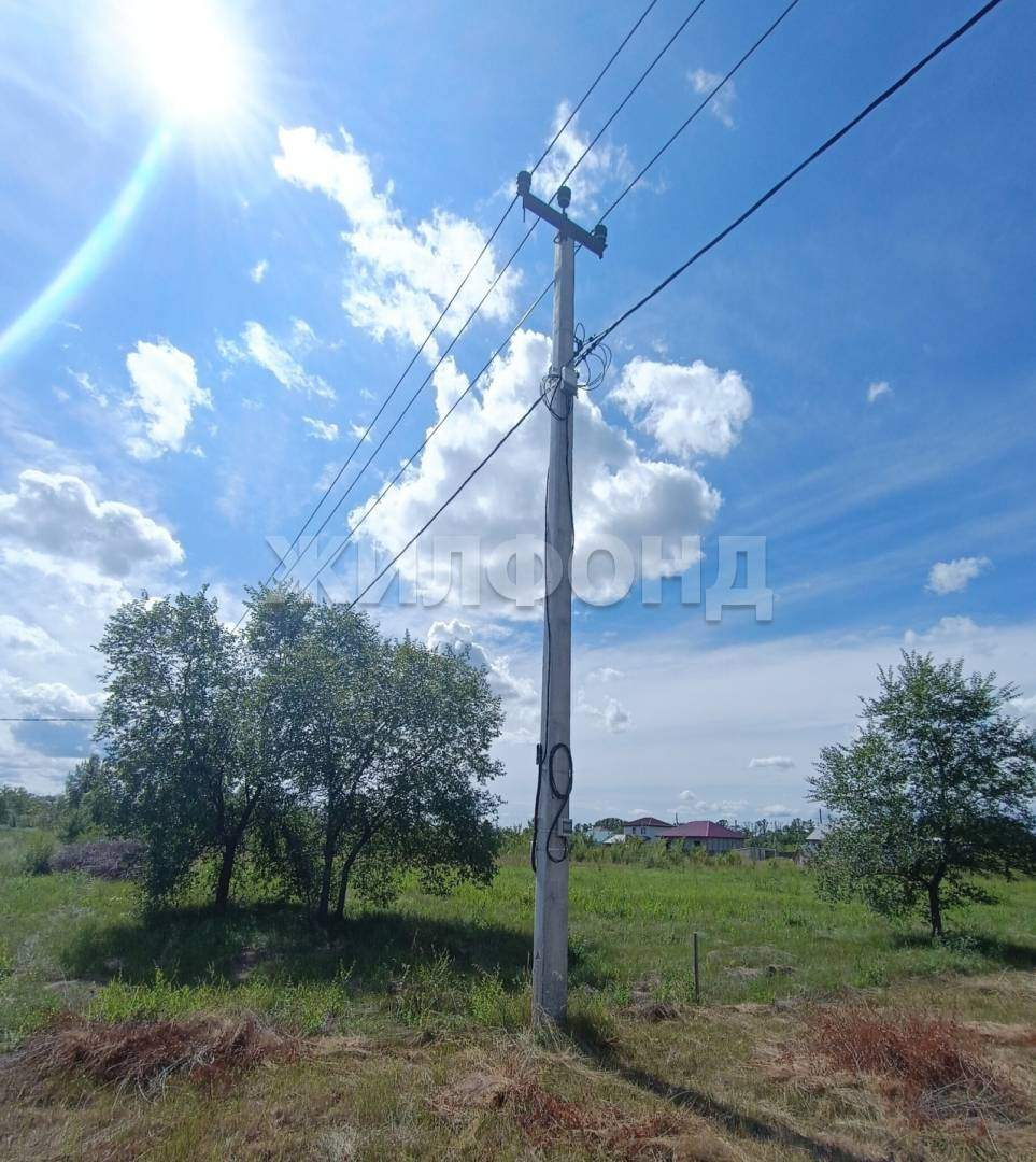 Продам земельный участок 1500 м.кв.