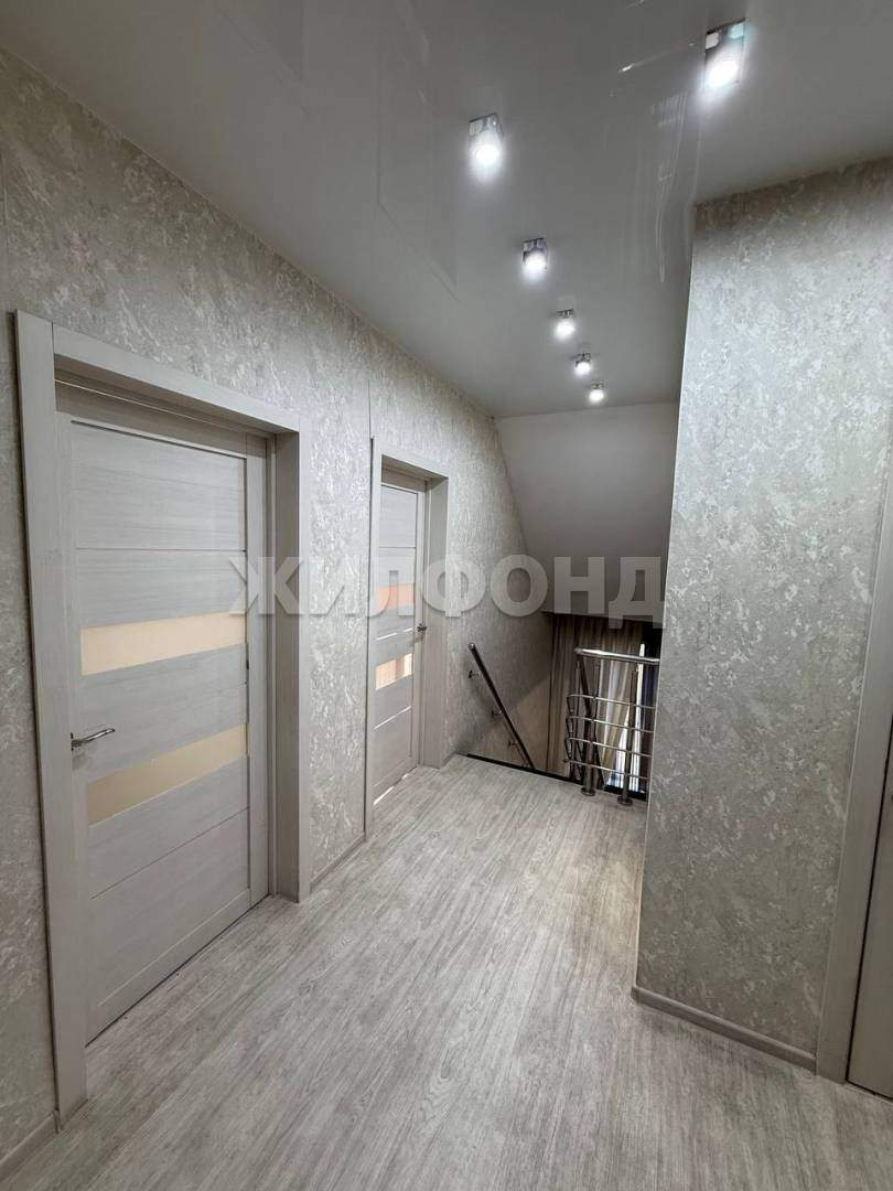 Дом на продажу в Абакане, имени Василия Архиповича Угужакова улица, 20А фото №13