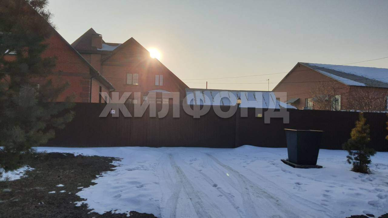 Дом на продажу в Абакане, Западная улица фото №0