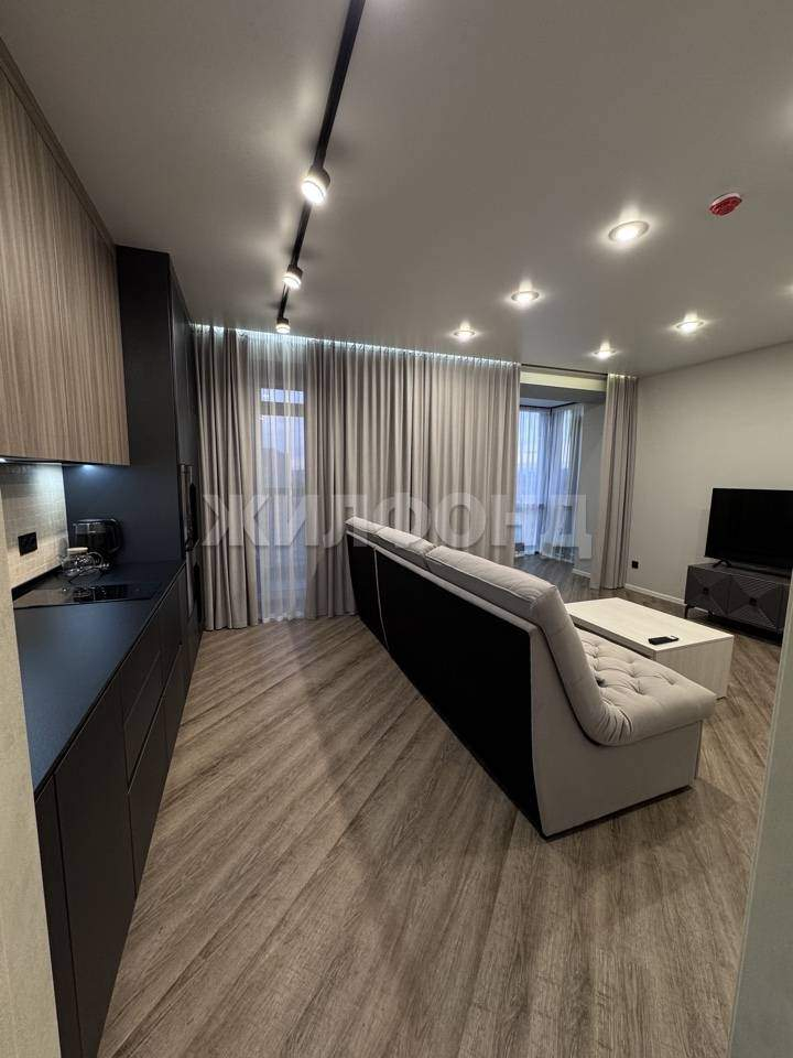 Квартира на продажу в Красноярске, Авиаторов улица, 30 фото №4