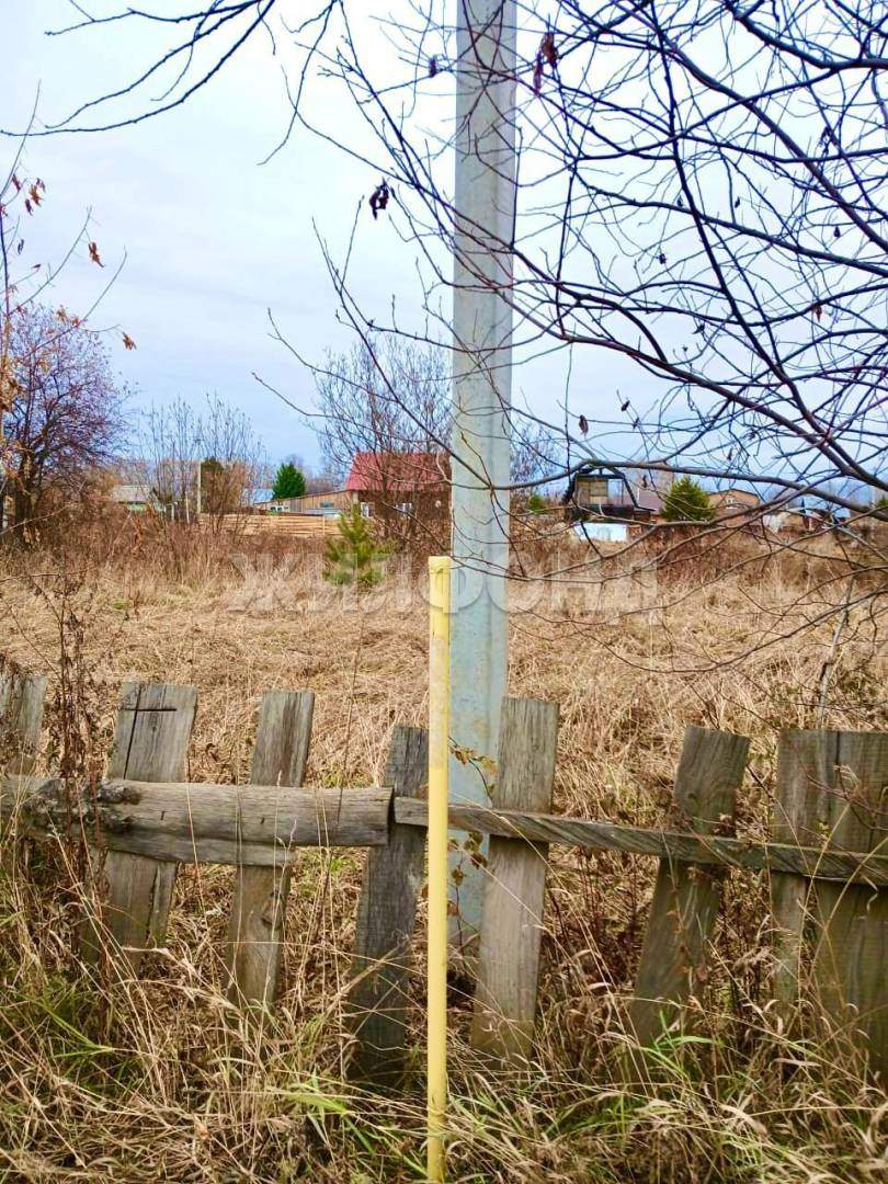 Продам земельный участок 1100 м.кв.