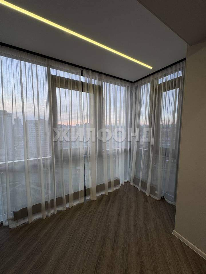 Квартира на продажу в Красноярске, Авиаторов улица, 30 фото №10