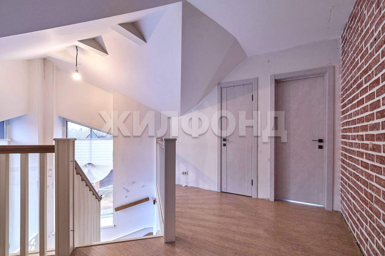 Дом на продажу в Томске, Михаила Орлова улица фото №4