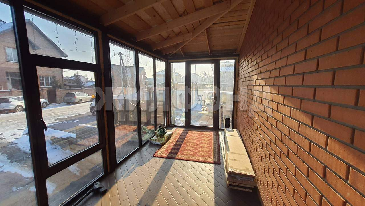 Дом на продажу в Абакане, Западная улица фото №2