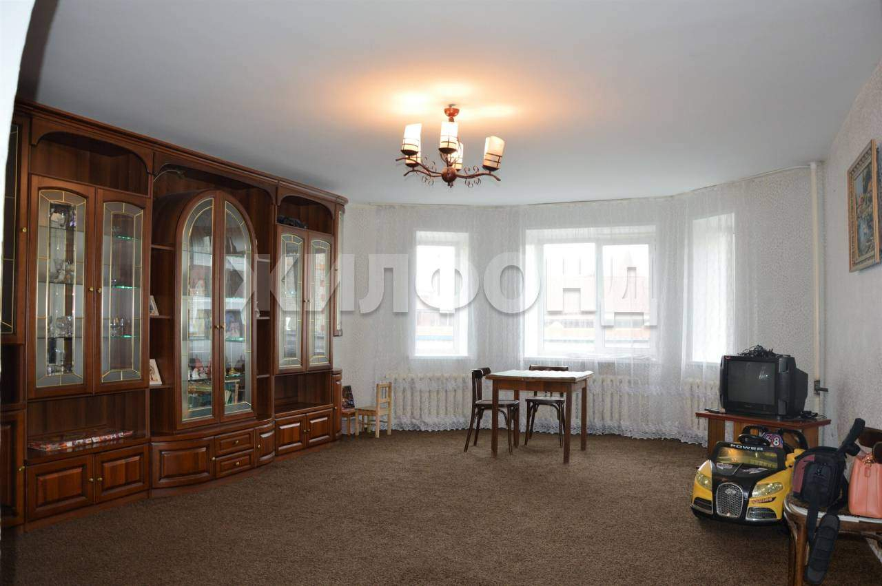 Дом на продажу в Абакане, Мартьянова улица, 61 фото №0