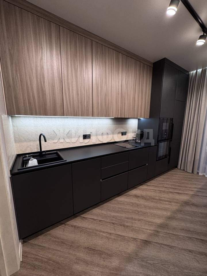 Квартира на продажу в Красноярске, Авиаторов улица, 30 фото №2