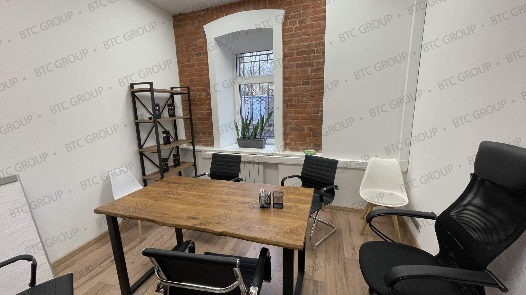 Сдам в аренду торговое помещение 952.2 м.кв.