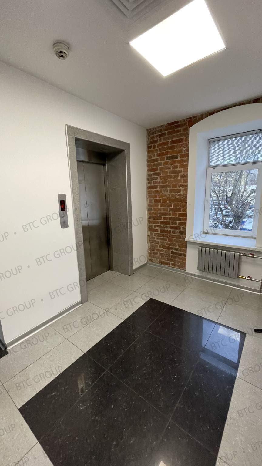 Сдам в аренду торговое помещение 952.2 м.кв.