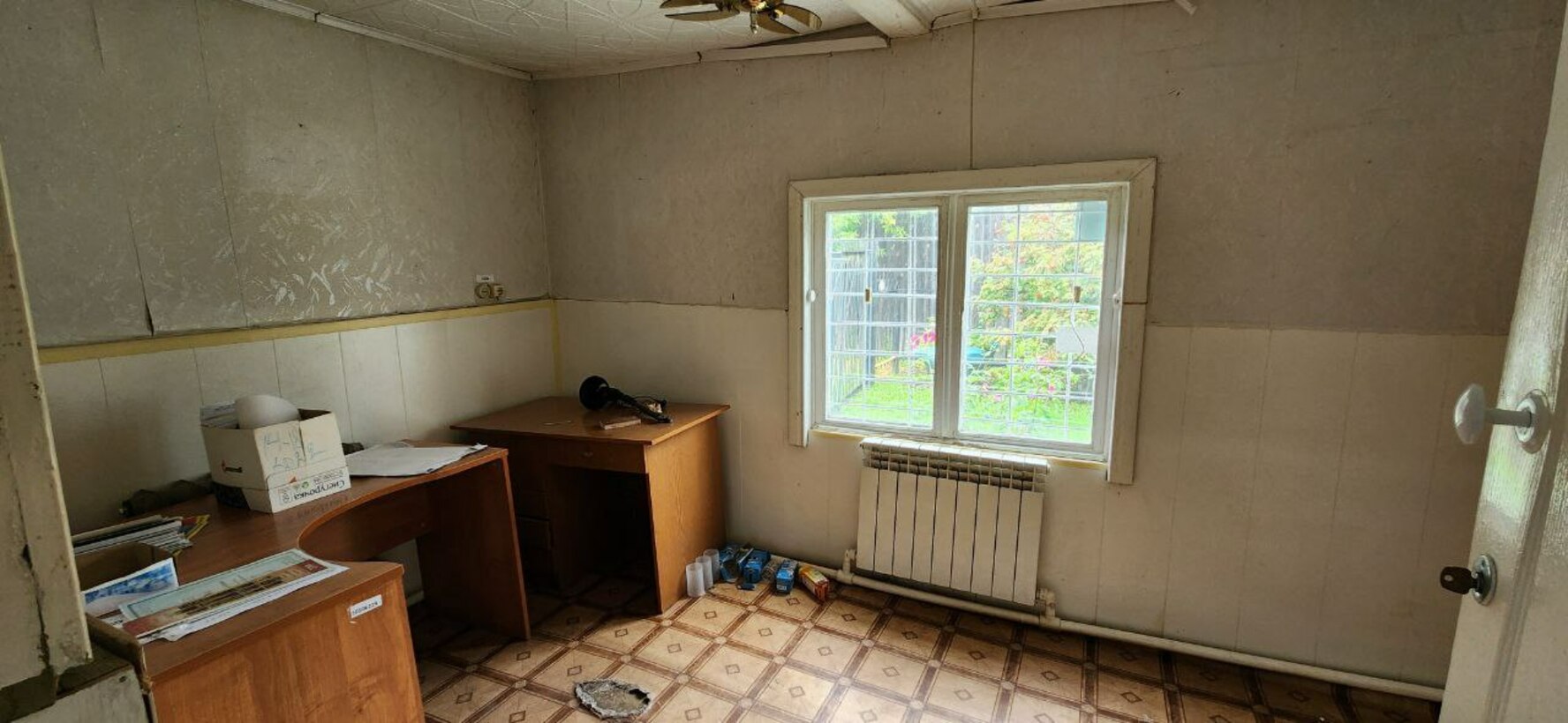 Продам торговое помещение 135.7 м.кв.