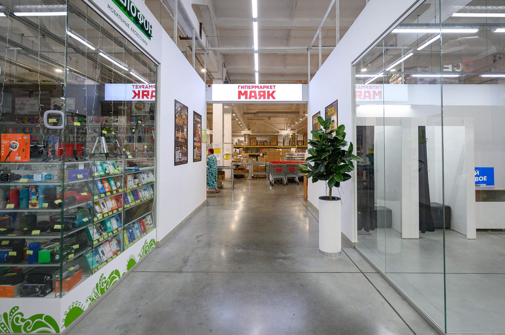 Сдам в аренду магазин 73.4 м.кв.