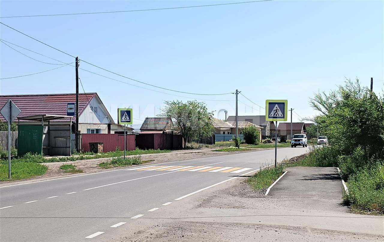 Продам земельный участок 1301 м.кв.