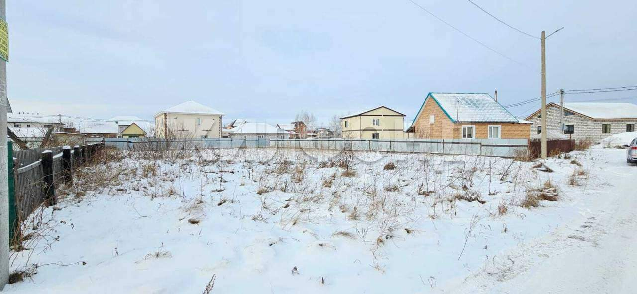 Продам земельный участок 1000 м.кв.