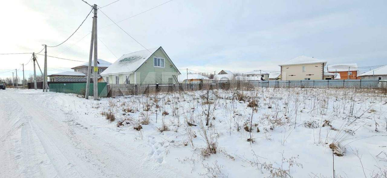 Продам земельный участок 1000 м.кв.