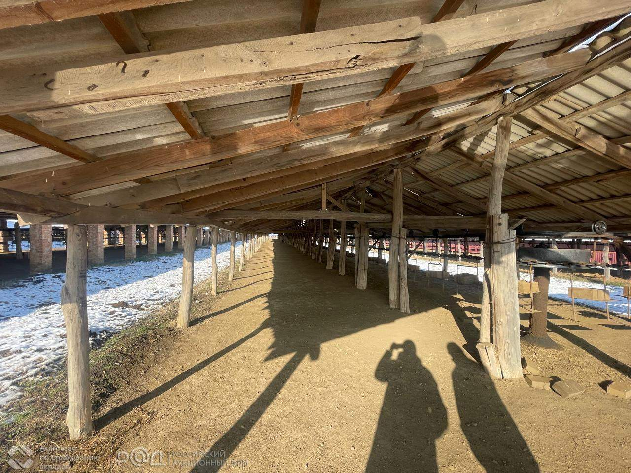 Продам торговое помещение 1403.9 м.кв.