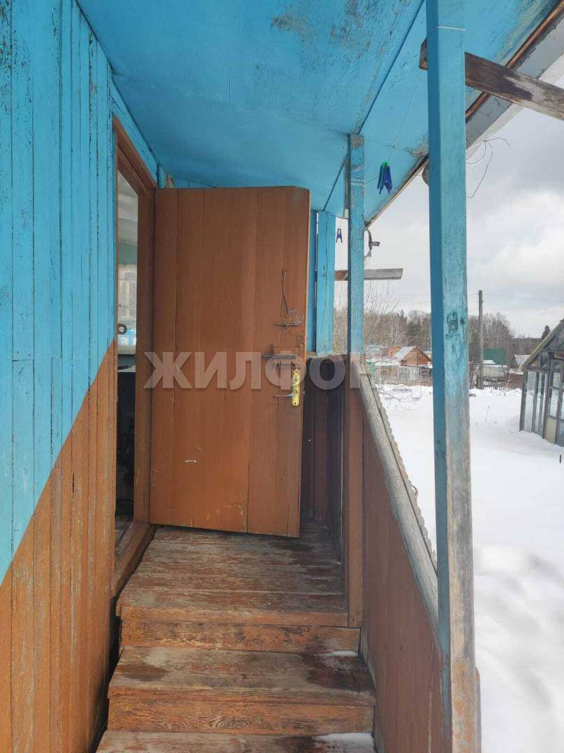 Продам земельный участок 600 м.кв.