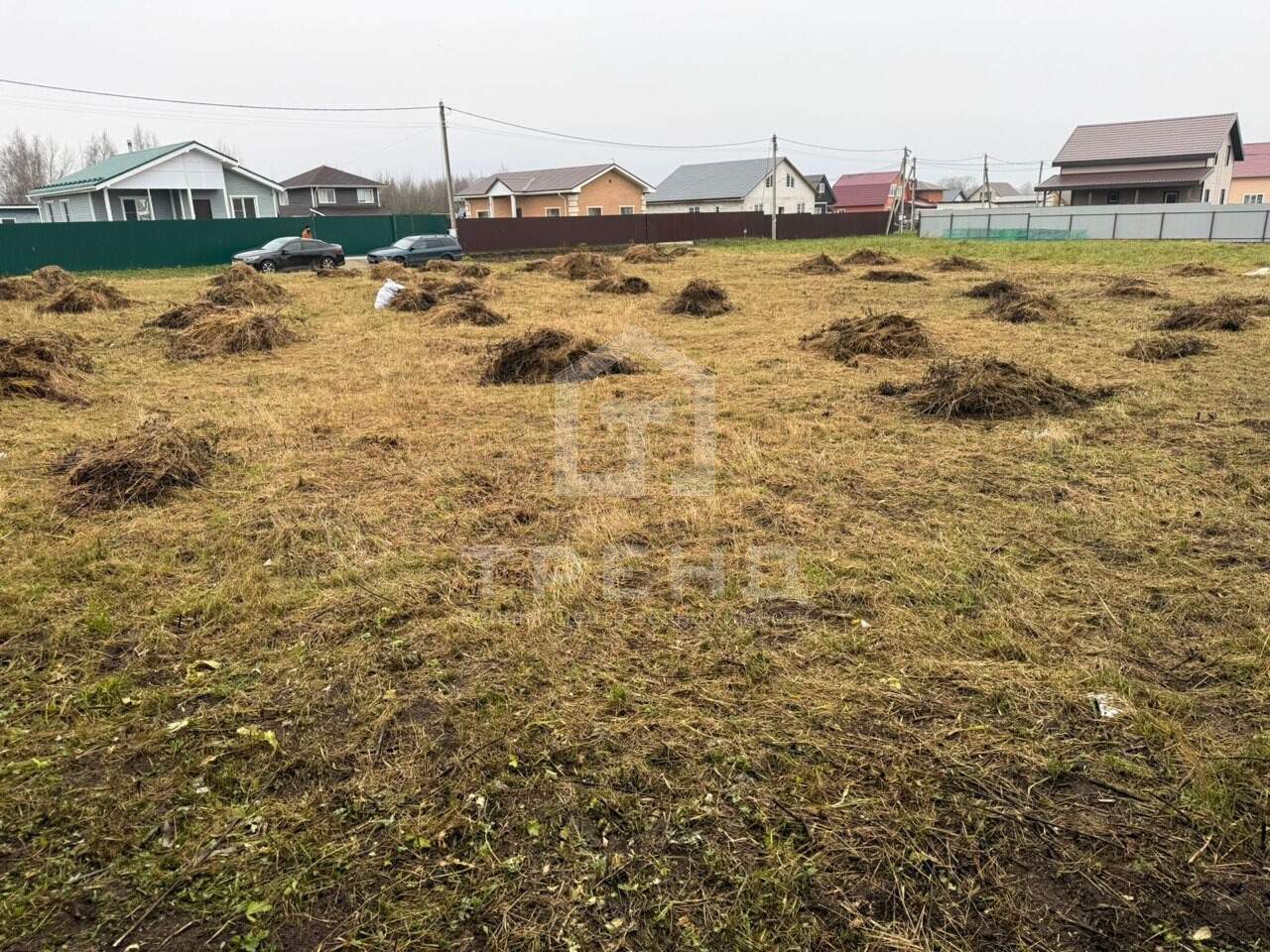 Продам земельный участок 600 м.кв.