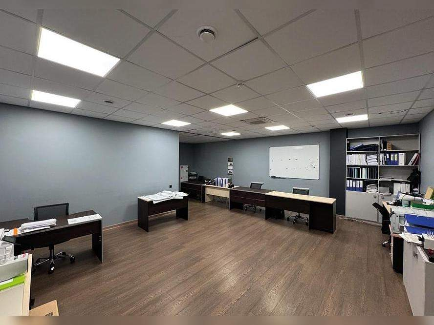 Фото: Продажа офиса 220.1 м2 test