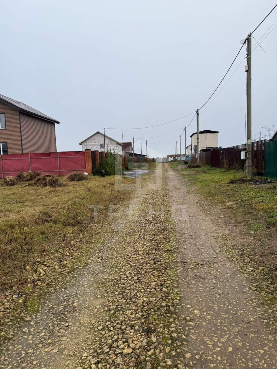 Продам земельный участок 600 м.кв.