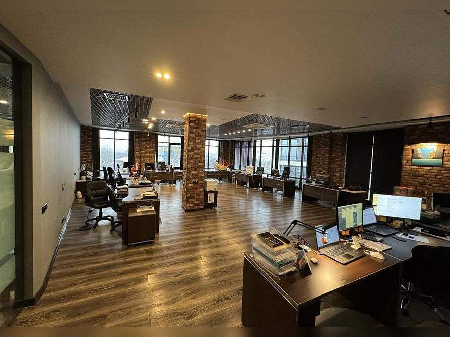 Фото: Продажа офиса 562.3 м2 test