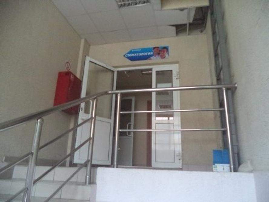 Помещение свободного назначения на продажу в Миассе, Романенко улица, 50 фото №1