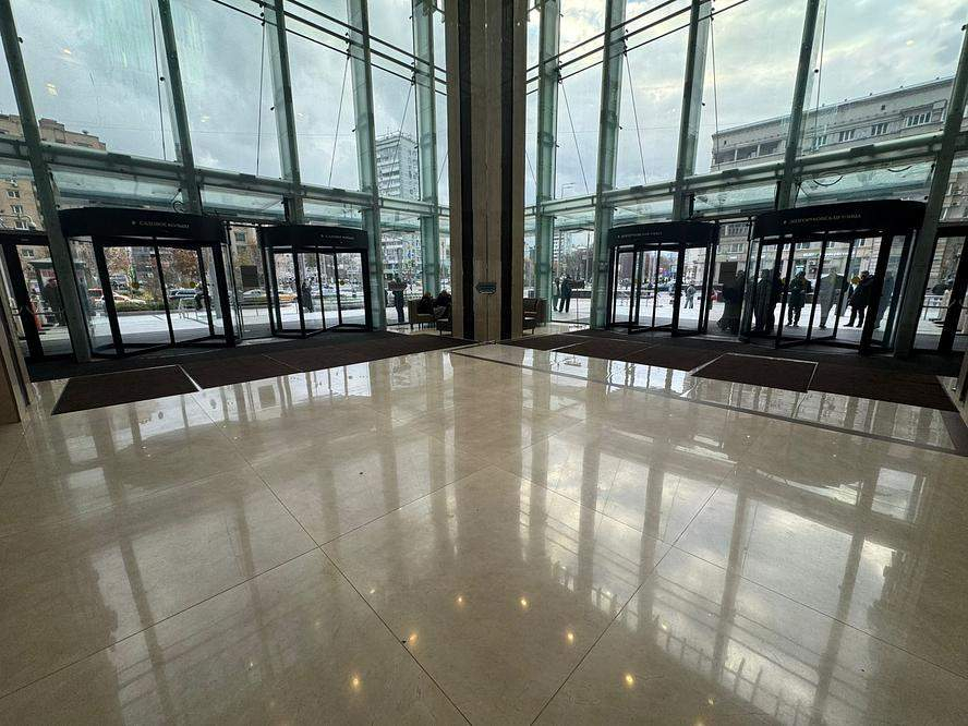 Фото: Торговое помещение 6 м2 в аренду test