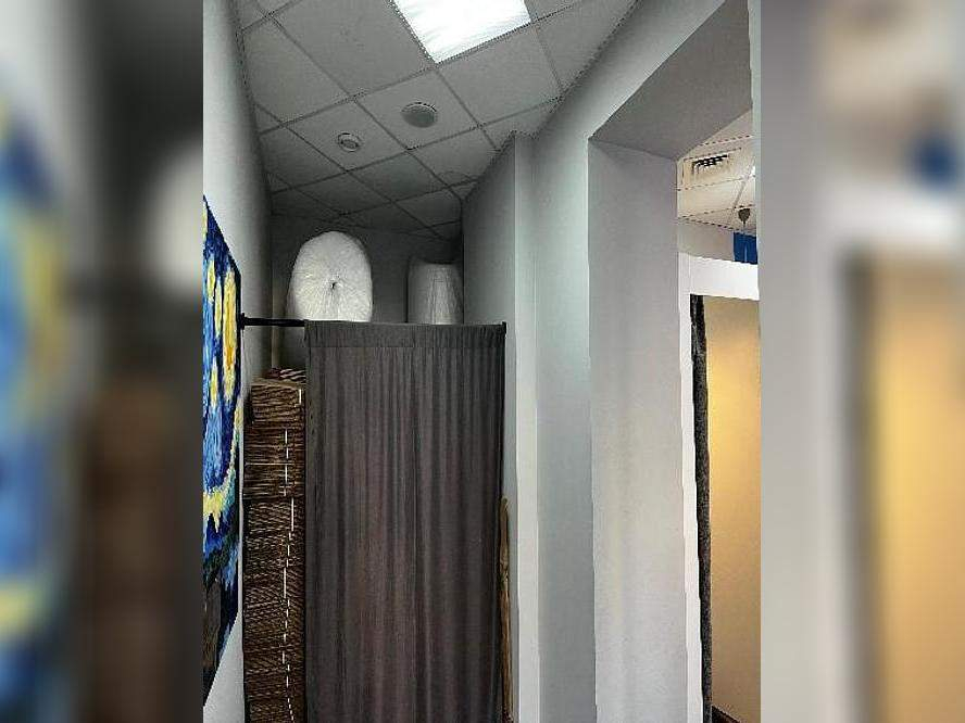 Фото: Торговое помещение 70.6 м2 test