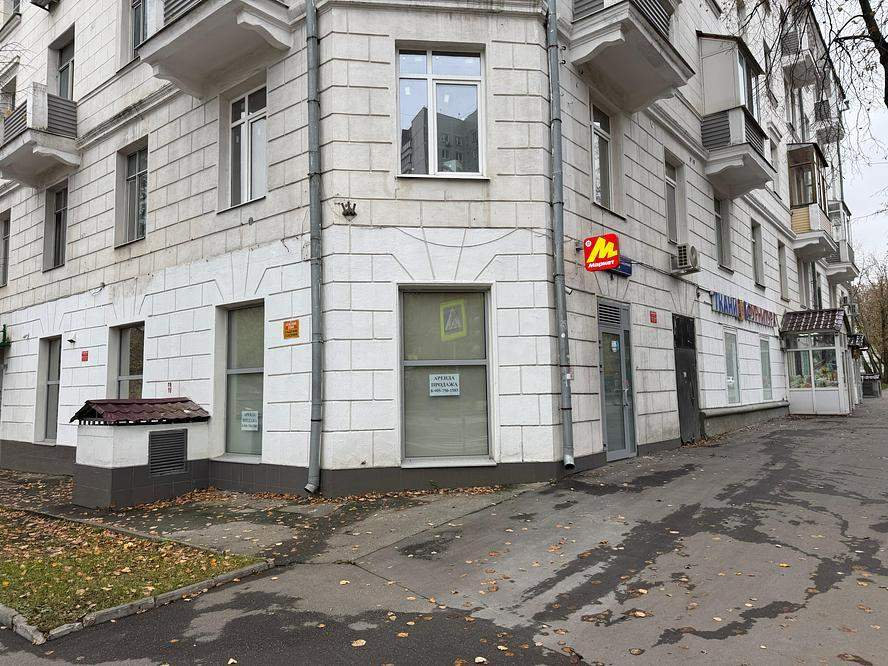 Фото: Торговое помещение 370.8 м2 test