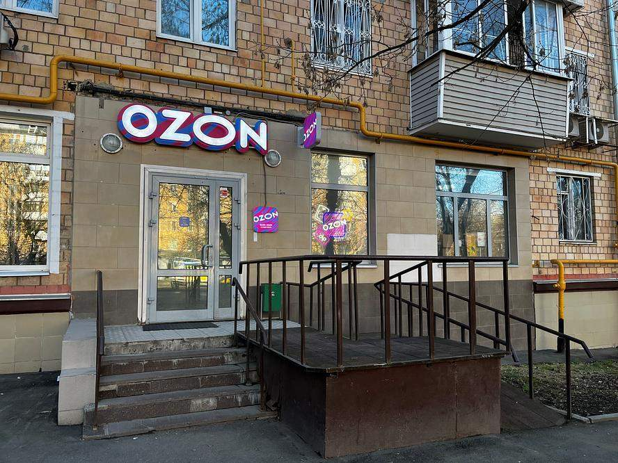 Фото: Торговое помещение 70.6 м2 в аренду test