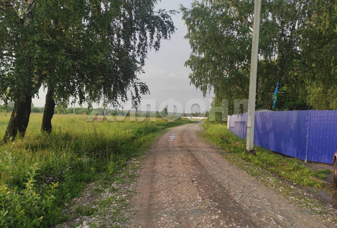 Продам земельный участок 800 м.кв.