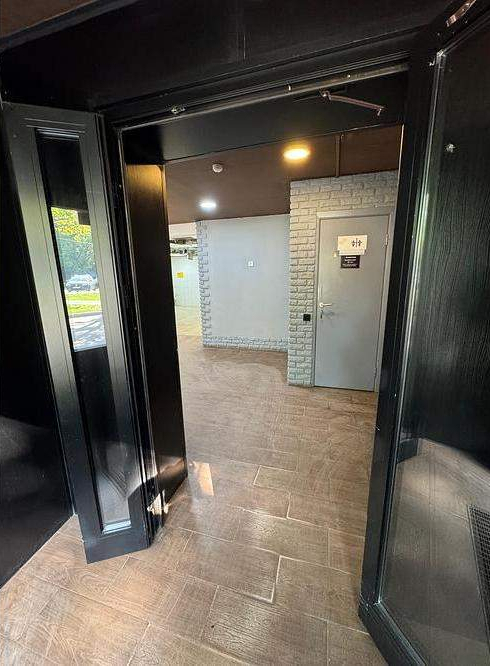 Фото: Торговое помещение 117.5 м2 в аренду test