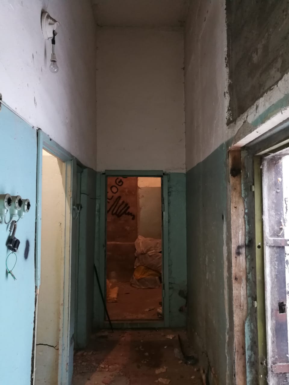 Продам торговое помещение 34.5 м.кв.