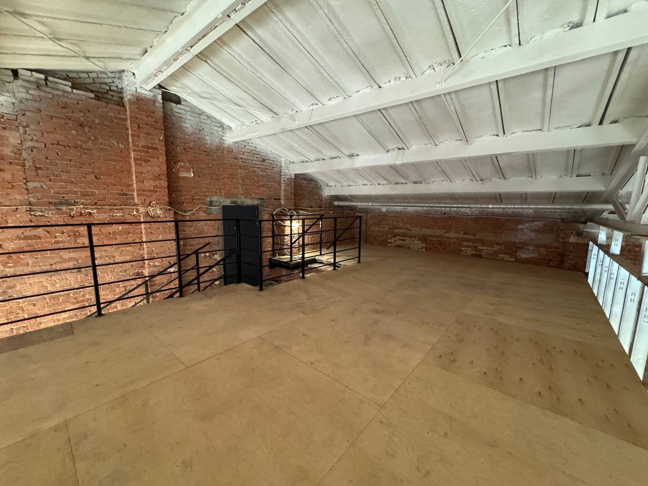 Продам помещение свободного назначения 88.5 м.кв.