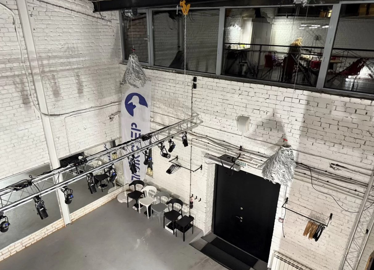 Фото: Почасовая аренда лофта в Москве, до 30 человек test