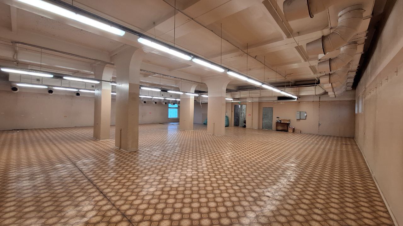 Фото: Аренда ПСН 318 м2. Потолки 4,1 м. Северное Бутово test