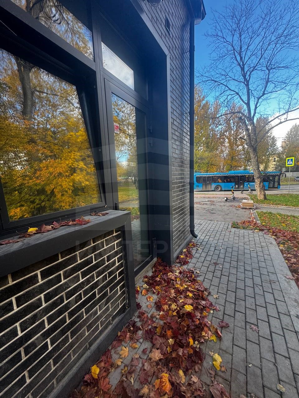 Сдам в аренду помещение свободного назначения 12.2 м.кв.